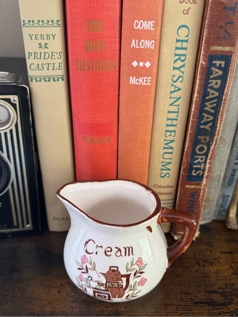 2/$20 Mix & Match ✨Vintage Cream Ceramic Container - Mid Century✨